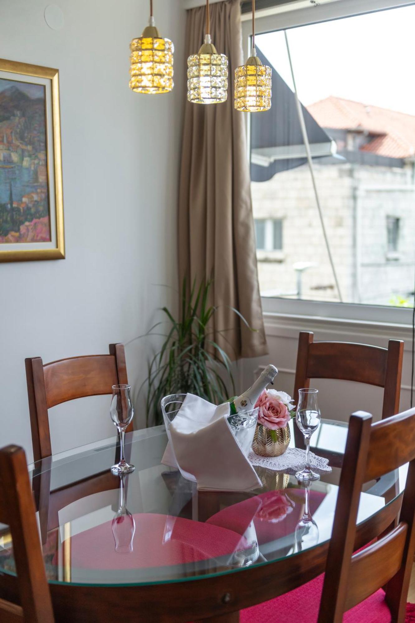 Apartment One , Sea View , Free Parking Ντουμπρόβνικ Εξωτερικό φωτογραφία