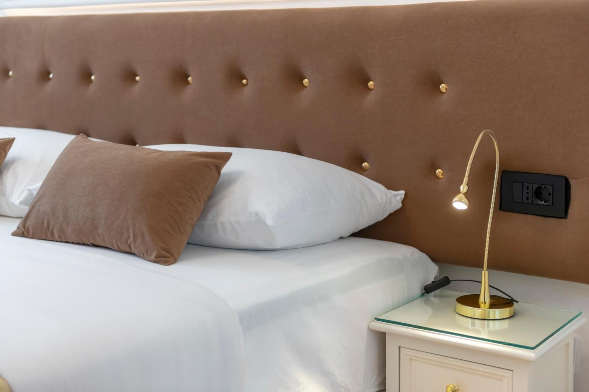 Apartment One , Sea View , Free Parking Ντουμπρόβνικ Εξωτερικό φωτογραφία
